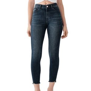 Marianna Hewitt Jeans